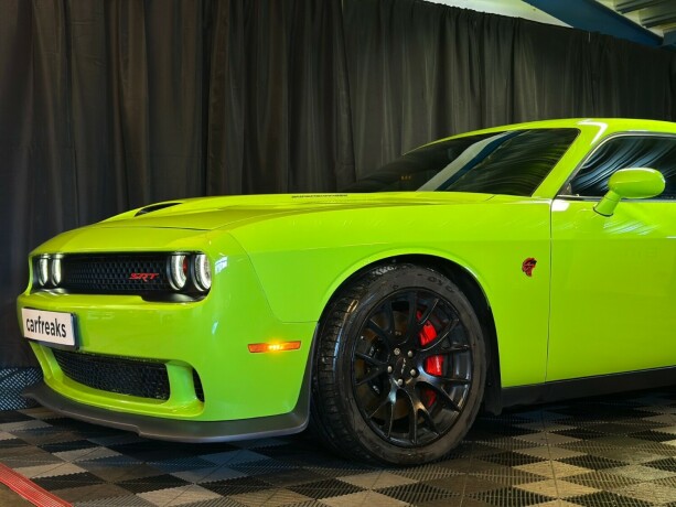 dodge-challenger-bensin-2015-big-4