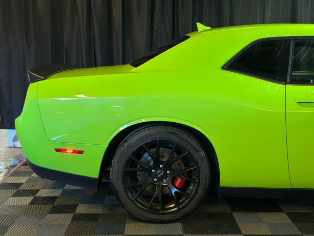dodge-challenger-bensin-2015-big-24