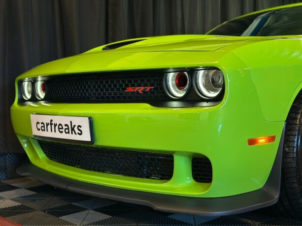 dodge-challenger-bensin-2015-big-13