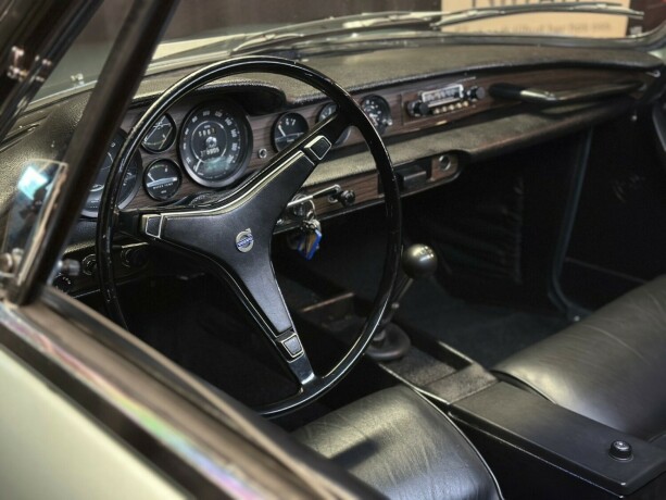 volvo-p1800-bensin-1970-big-28