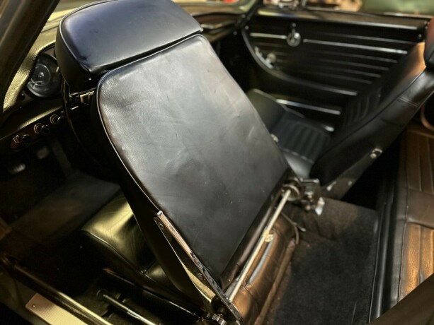 volvo-p1800-bensin-1970-big-39