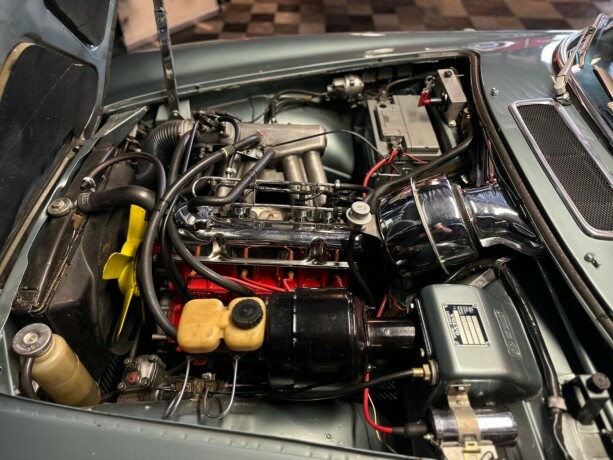 volvo-p1800-bensin-1970-big-46