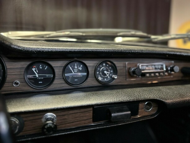 volvo-p1800-bensin-1970-big-38