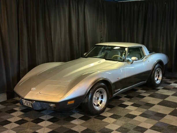 chevrolet-corvette-bensin-1978-big-1