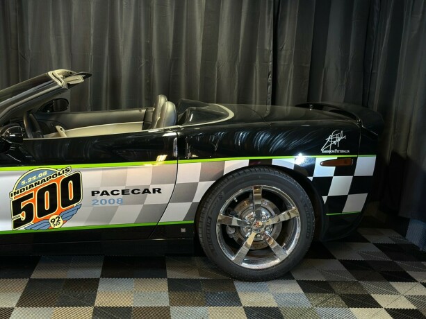 chevrolet-corvette-bensin-2008-big-3