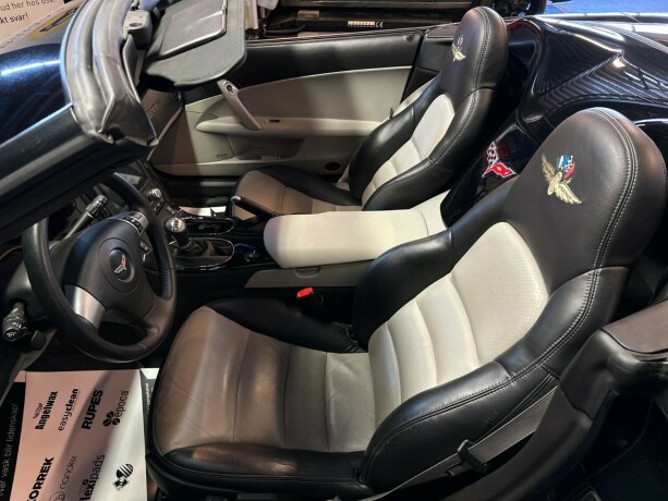 chevrolet-corvette-bensin-2008-big-26