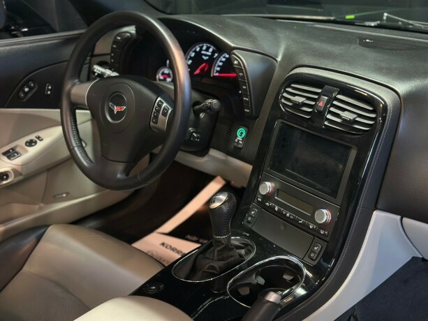 chevrolet-corvette-bensin-2008-big-22