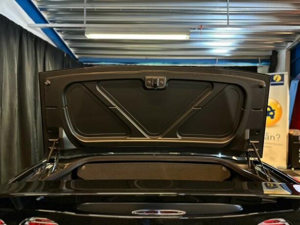 chevrolet-corvette-bensin-2008-big-39