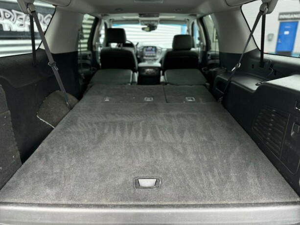 chevrolet-suburban-bensin-2016-big-75