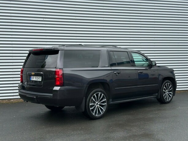 chevrolet-suburban-bensin-2016-big-11