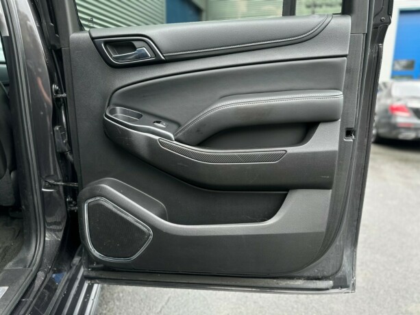 chevrolet-suburban-bensin-2016-big-59