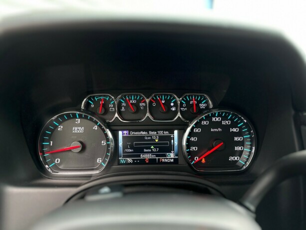 chevrolet-suburban-bensin-2016-big-33