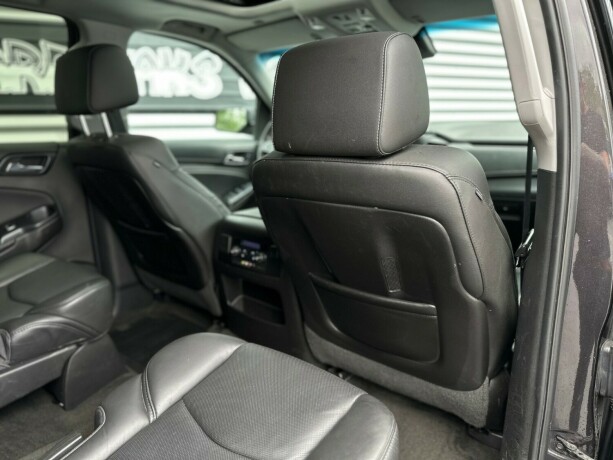 chevrolet-suburban-bensin-2016-big-58
