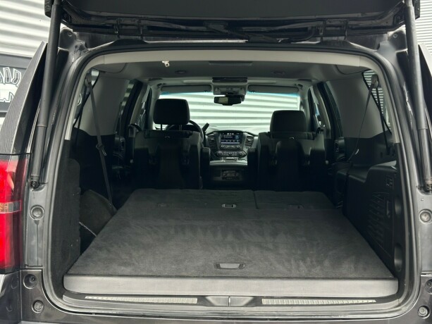 chevrolet-suburban-bensin-2016-big-77