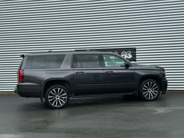 chevrolet-suburban-bensin-2016-big-12