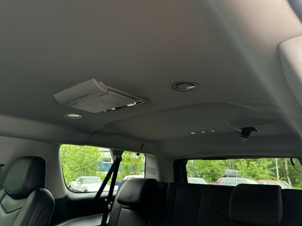 chevrolet-suburban-bensin-2016-big-70