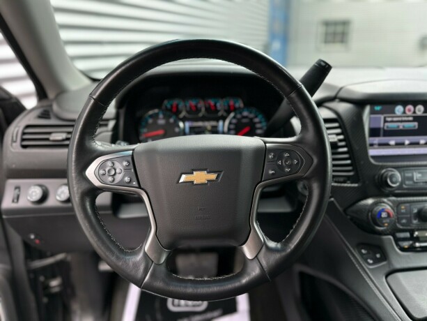 chevrolet-suburban-bensin-2016-big-32