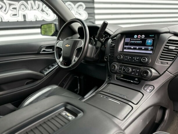 chevrolet-suburban-bensin-2016-big-23