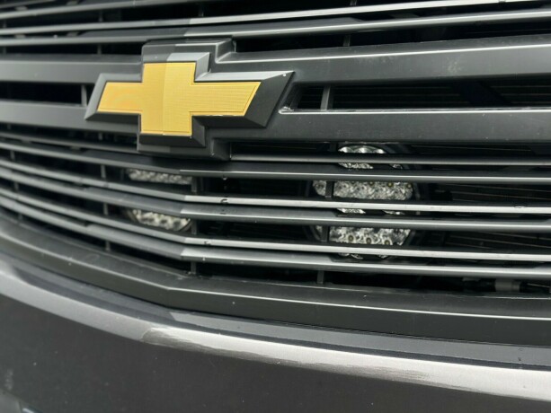 chevrolet-suburban-bensin-2016-big-7