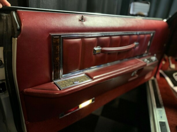 lincoln-continental-bensin-1978-big-33