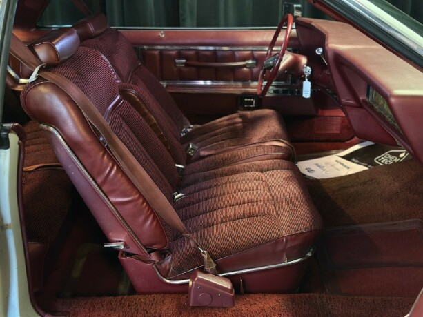lincoln-continental-bensin-1978-big-24