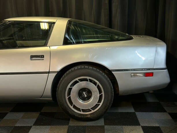 chevrolet-corvette-bensin-1983-big-5