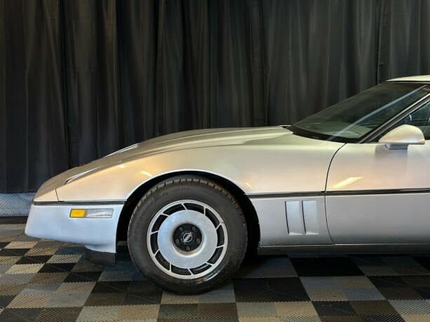 chevrolet-corvette-bensin-1983-big-4