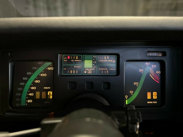 chevrolet-corvette-bensin-1983-big-26
