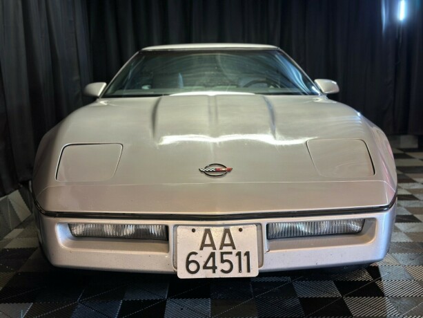 chevrolet-corvette-bensin-1983-big-2