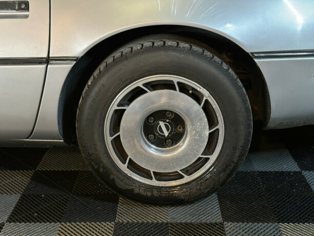 chevrolet-corvette-bensin-1983-big-6