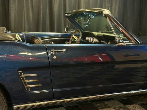 ford-mustang-bensin-1966-big-21