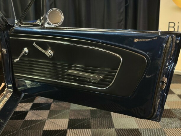 ford-mustang-bensin-1966-big-28