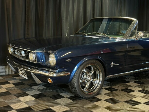 ford-mustang-bensin-1966-big-5