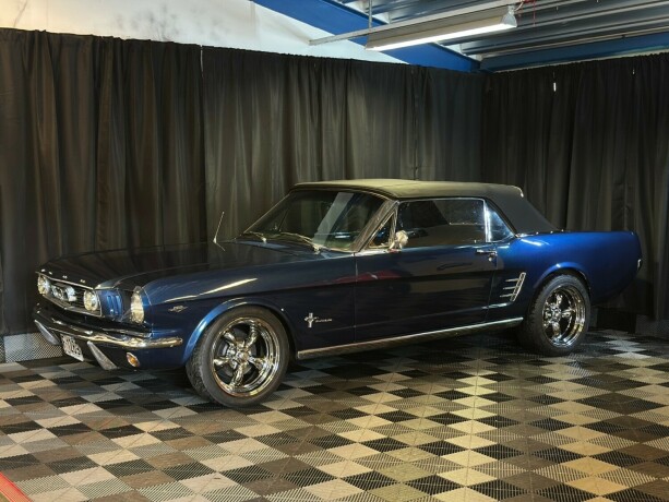 ford-mustang-bensin-1966-big-1