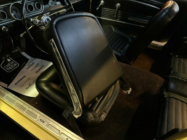 ford-mustang-bensin-1966-big-45