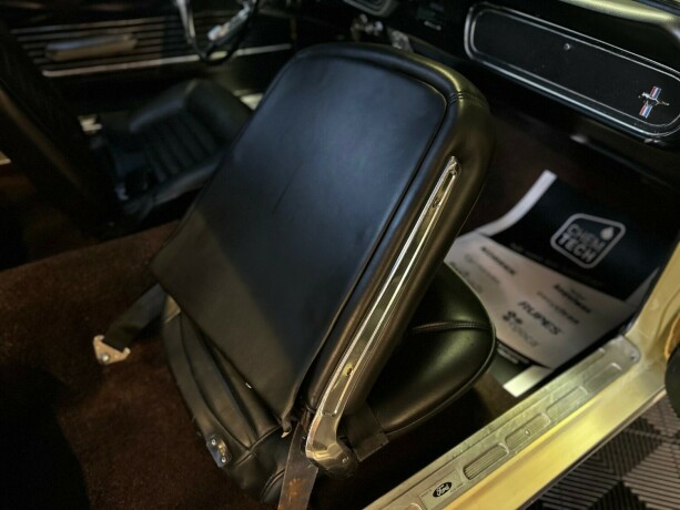 ford-mustang-bensin-1966-big-47