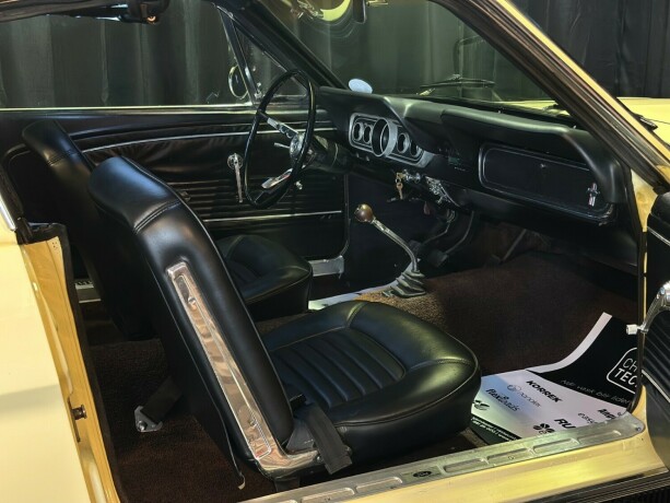 ford-mustang-bensin-1966-big-28