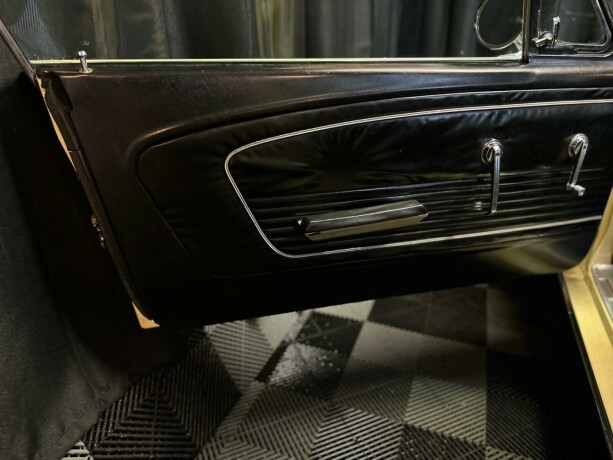 ford-mustang-bensin-1966-big-39