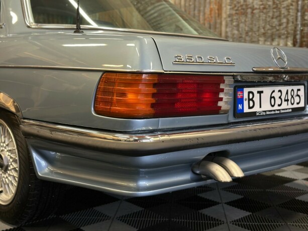 mercedes-benz-slc-bensin-1984-big-18