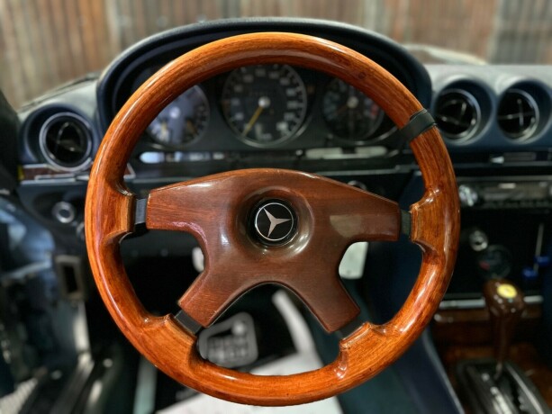 mercedes-benz-slc-bensin-1984-big-26