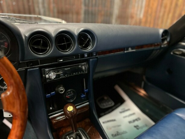 mercedes-benz-slc-bensin-1984-big-29