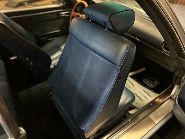 mercedes-benz-slc-bensin-1984-big-38