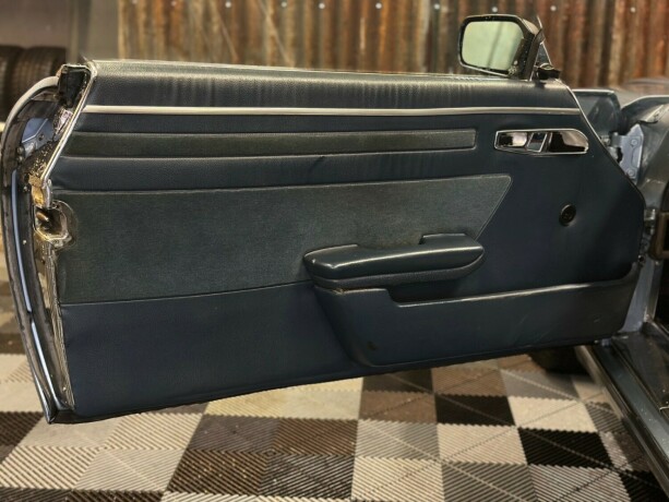 mercedes-benz-slc-bensin-1984-big-25