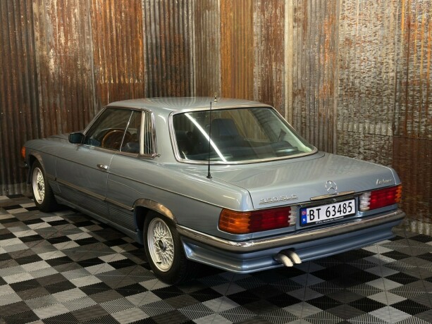mercedes-benz-slc-bensin-1984-big-12