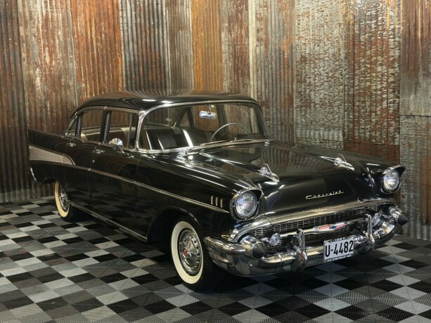chevrolet-bel-air-bensin-1957-big-1