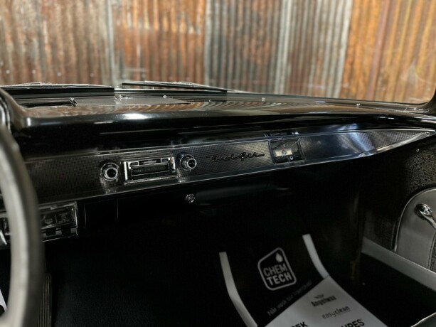 chevrolet-bel-air-bensin-1957-big-26