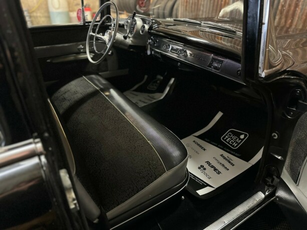 chevrolet-bel-air-bensin-1957-big-28