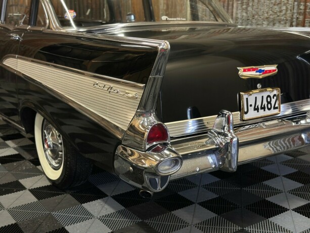 chevrolet-bel-air-bensin-1957-big-19