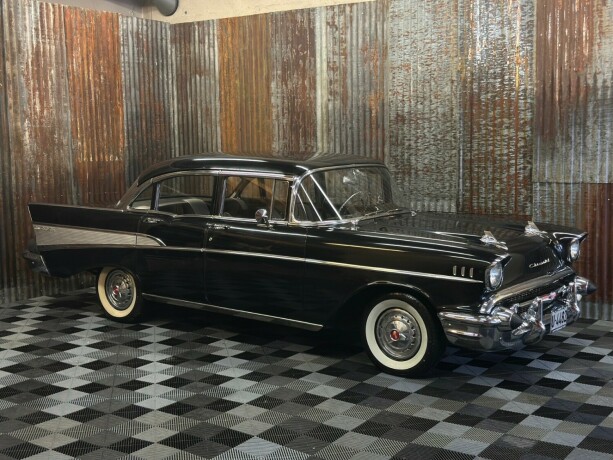 chevrolet-bel-air-bensin-1957-big-2