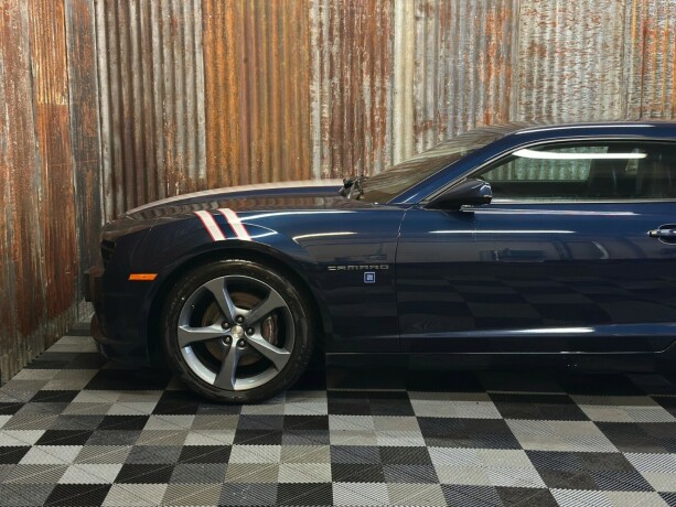 chevrolet-camaro-bensin-2010-big-14